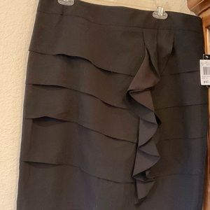 Larry Levine black ruffle pencil skirt. Size 16. New.